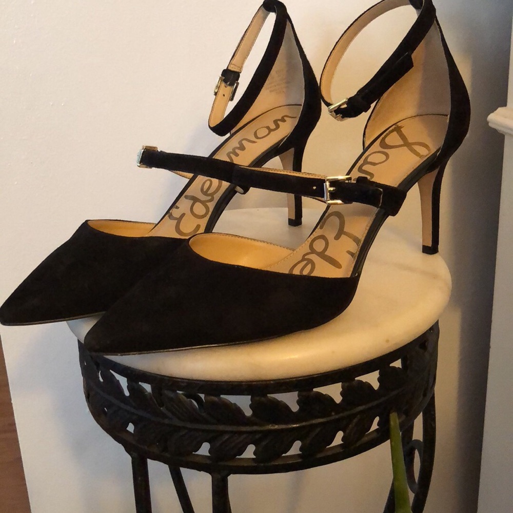 Black heels